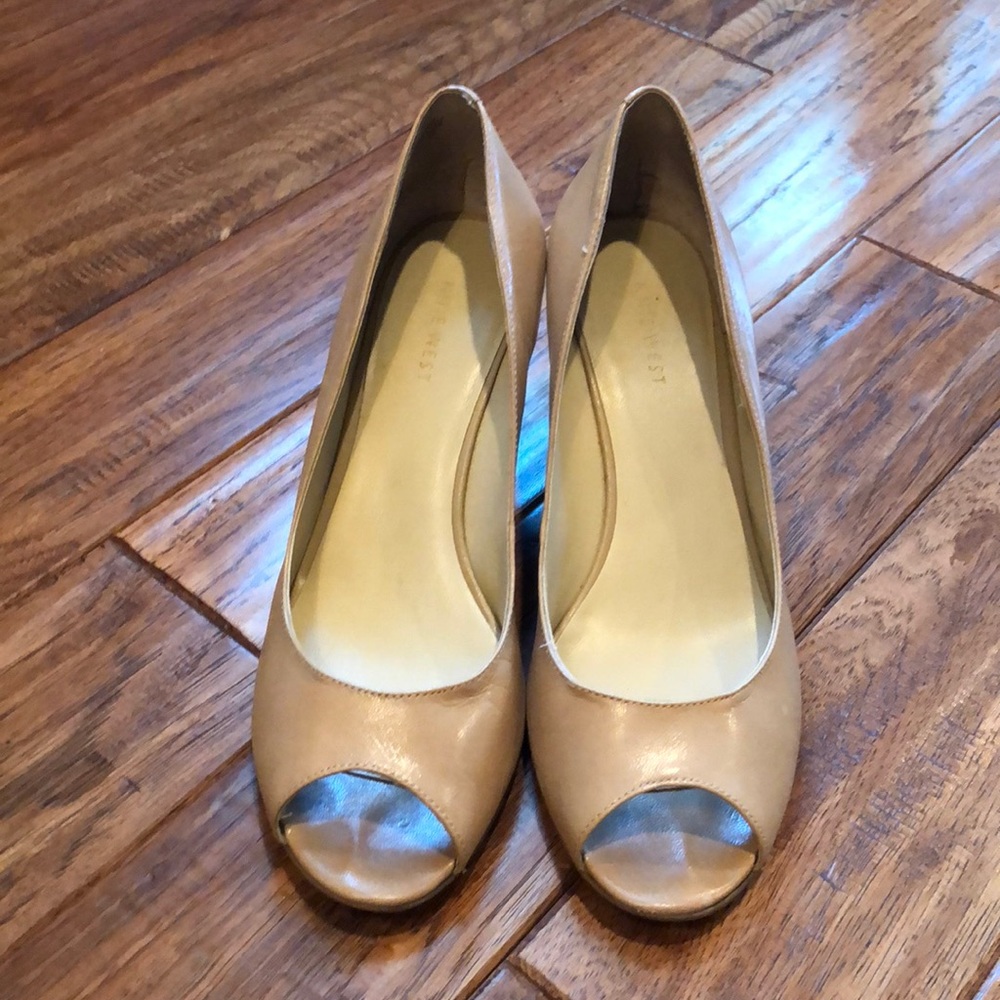 Nine West Peep Toe